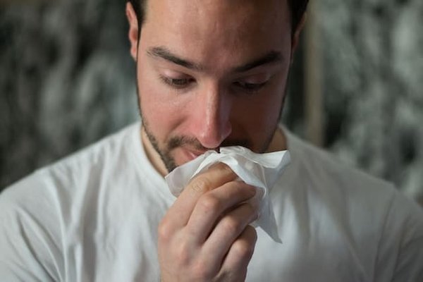 Conseils pour allergiques: solutions efficaces pour comprendre, prévenir et soulager les allergies